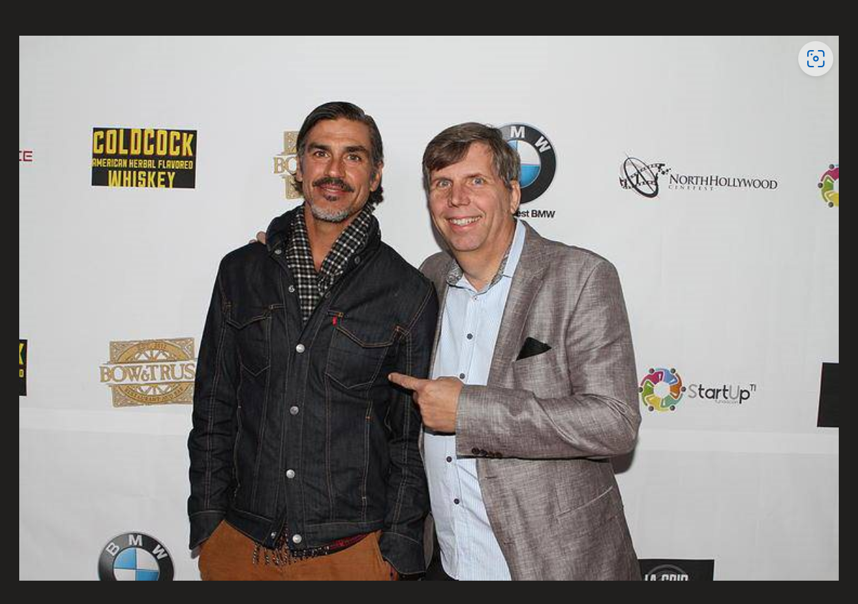 Eric Etebari - Director